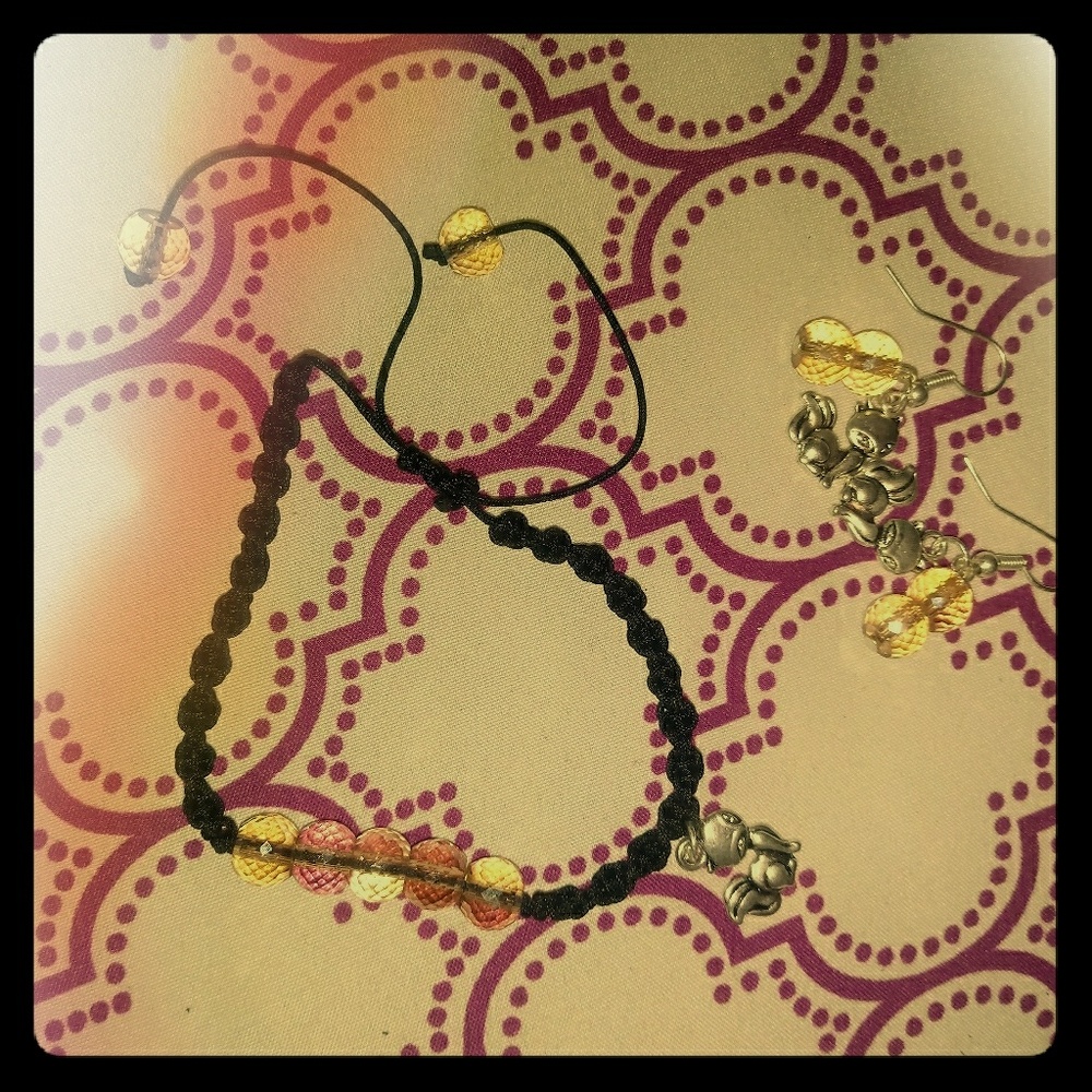 Handmade macrame bracelet and earrings set